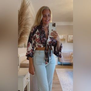 NWOT Forever 21 Satin Floral Paisley Crop Top